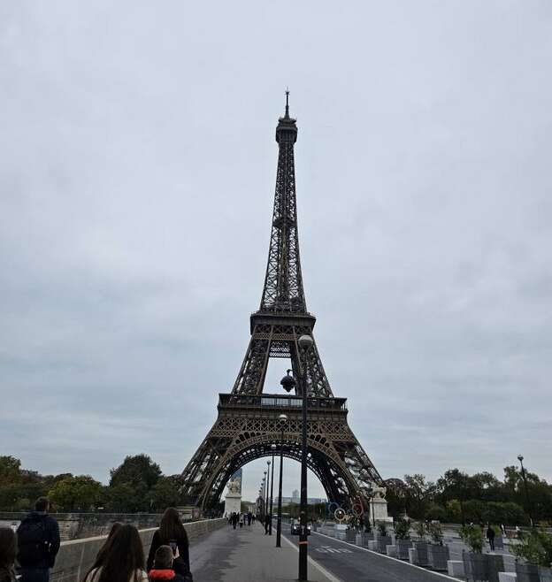 Paryż – lekcja historii, kultury i… języka. Szkolna wyprawa, która otwiera głowy